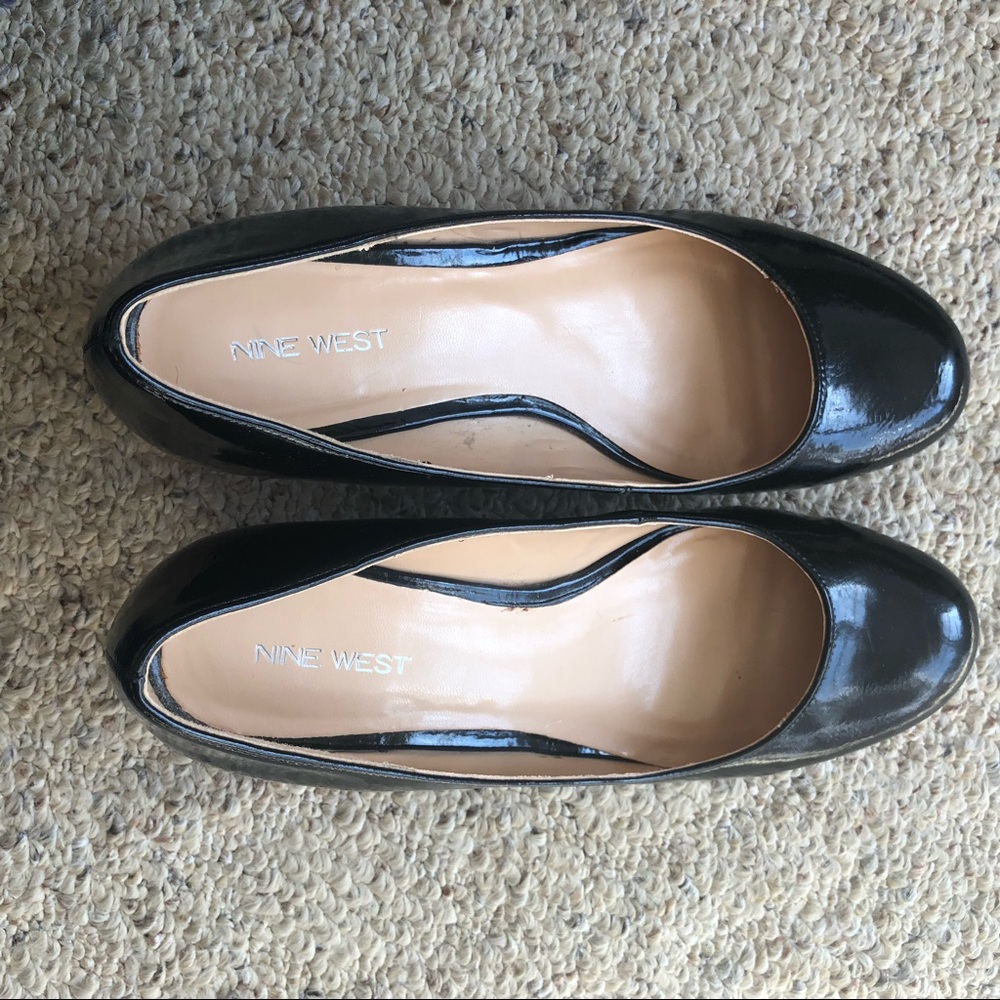 3 for $20 Nine West Wedge Size 9!!!!!